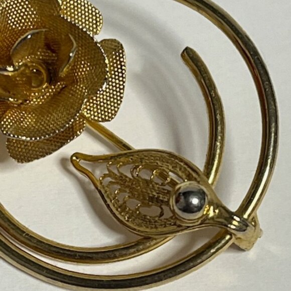 VTG Sarah Coventry "Promise" Gold Tone Circle Brooch Textured Mesh Rose 1.25" - Picture 4 of 13